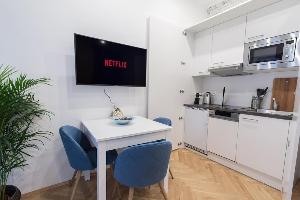 Josef'S Home I Studio In Prime Location I Patio Wien Ngoại thất bức ảnh