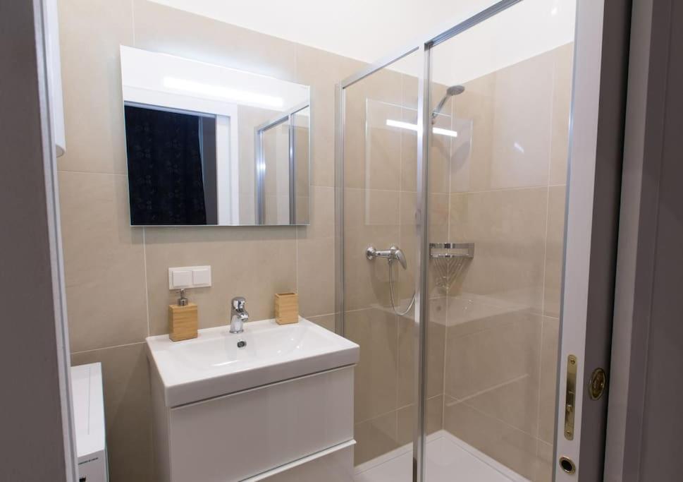 Josef'S Home I Studio In Prime Location I Patio Wien Ngoại thất bức ảnh